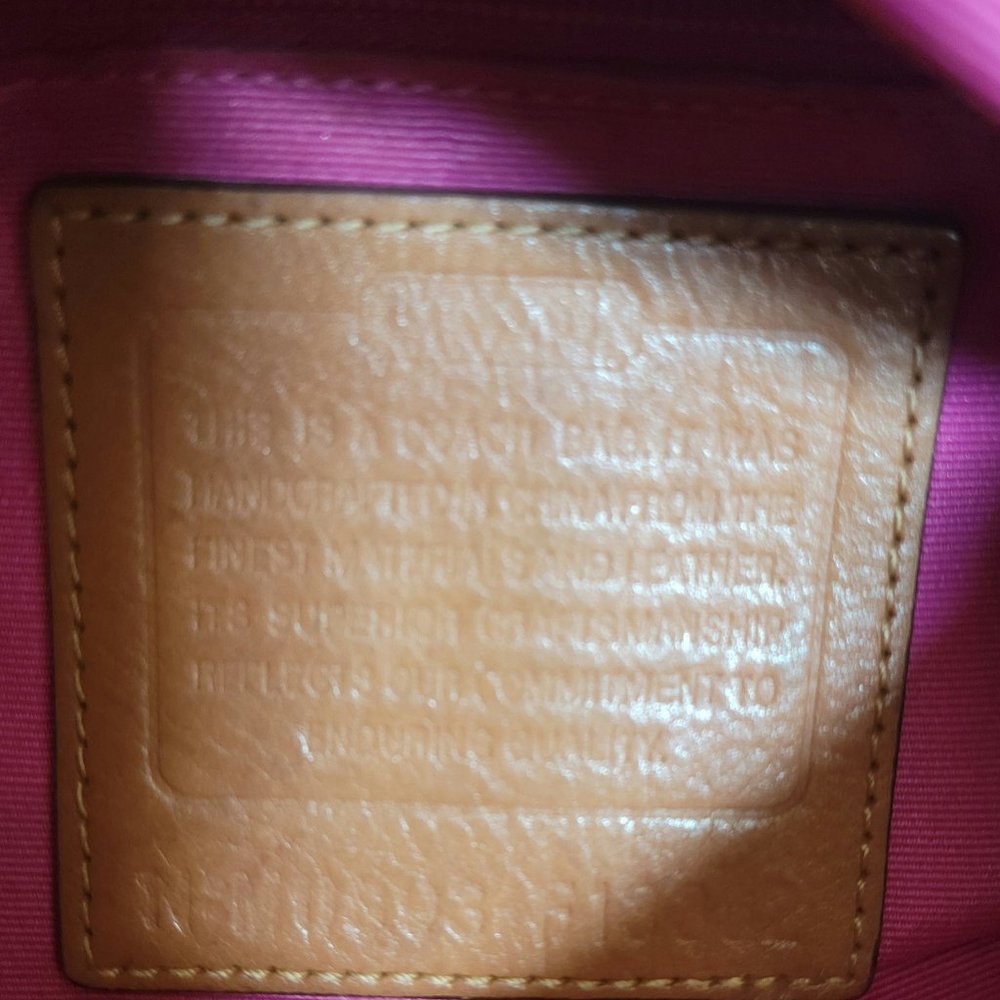 Coach Signature Rugby Stripe - Picture 16 of 16